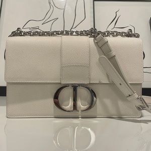 Dior white bag 30 Montaigne m lambskin